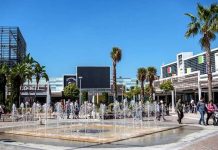 Centro comercial LUZ Shopping en Jerez de la Frontera.