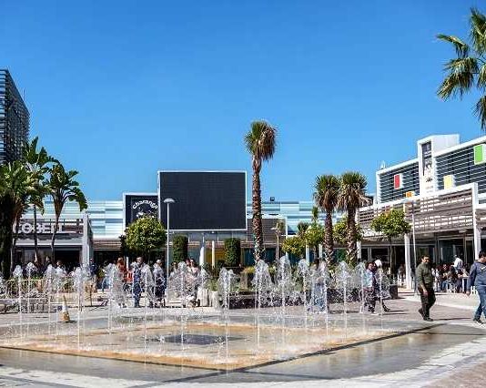 Centro comercial LUZ Shopping en Jerez de la Frontera.